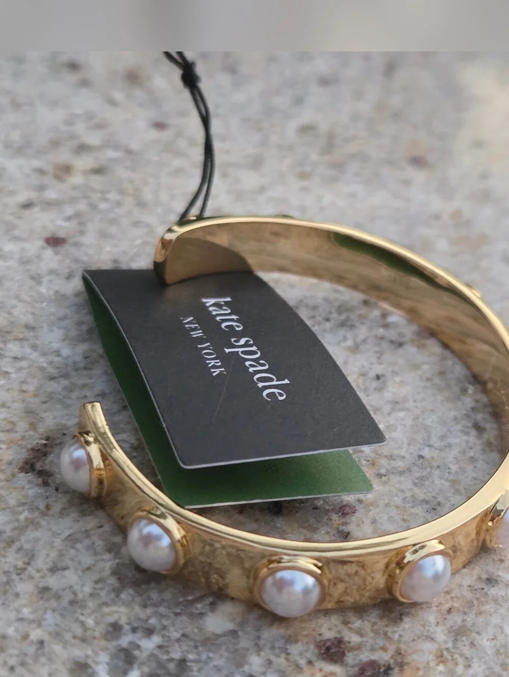 NWT Kate Spade tagalong cuff bracelet pearl - Picture 5 of 9